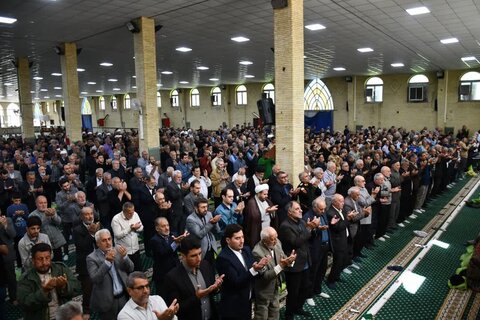 تصاویر/ اقامه نماز جمعه شهر خوی