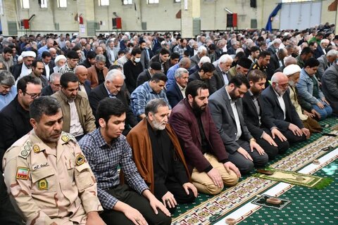 تصاویر/ اقامه نماز جمعه شهر خوی