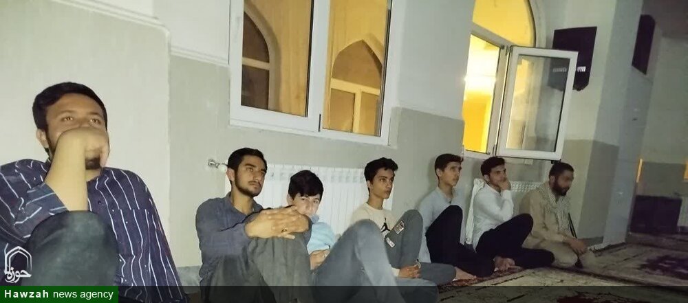 مراسم شبی با شهدا