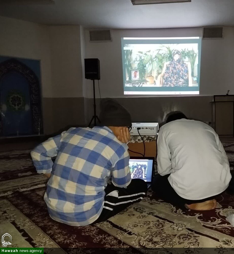 مراسم شبی با شهدا