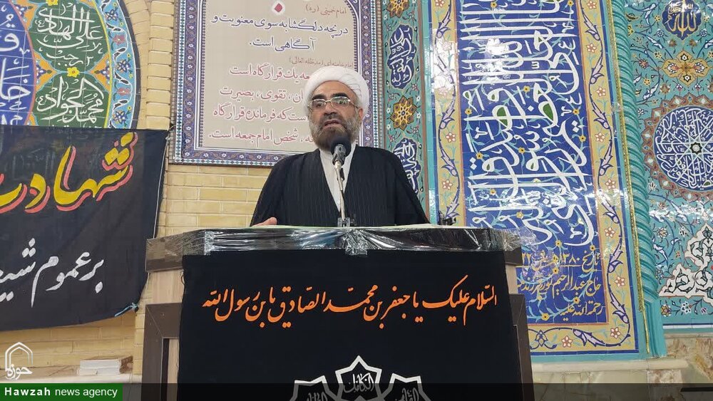 شکست آمریکا در طبس نشانه قدرت ملت ایران بود