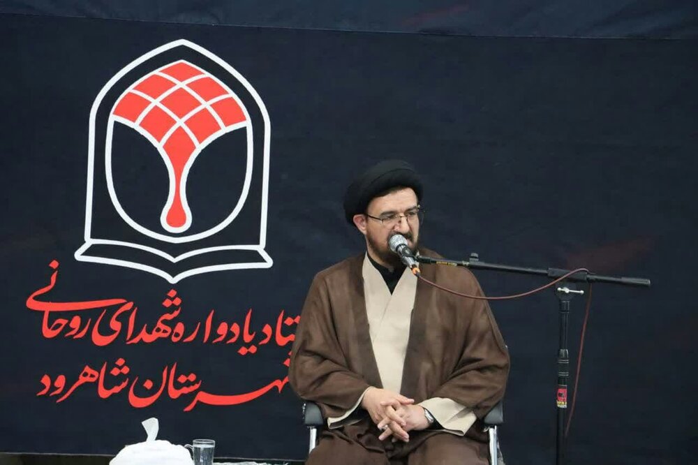 مکتب امام صادق (ع) راه مقابله با استکبار