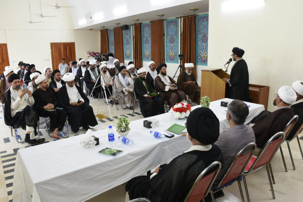 نشست علمی با عنوان «سیره و شخصیت امام جعفر صادق (ع)» در اسلامآباد پاکستان برگزار شد