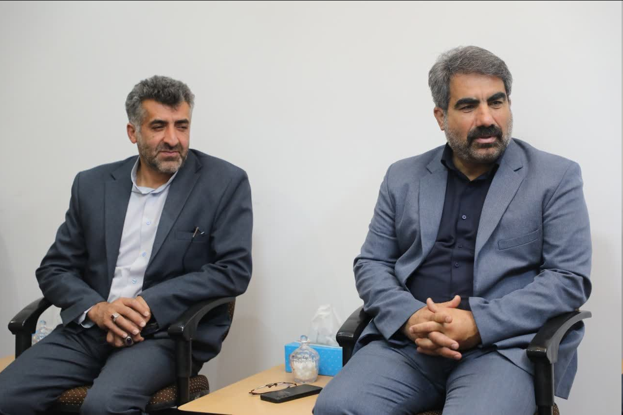 دیدار رئیس دانشگاه پیام نور استان با نماینده ولیفقیه در استان سمنان + عکس