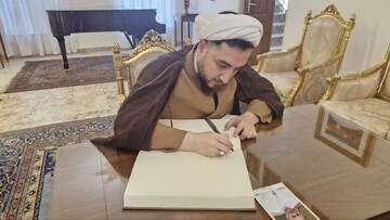 حضور مدیر دفتر ادیان و مذاهب حوزه‌های علمیه در سفارت واتیکان