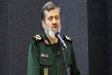 مقام معظم رهبری منبع علم، دانش و آگاهی هستند