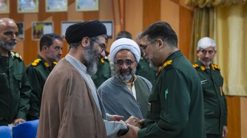 تصاویر/ تجلیل از اساتید و مربیان برتر سپاه الغدیر در آستانه هفته معلم و هفته عقیدتی و سیاسی در سپاه