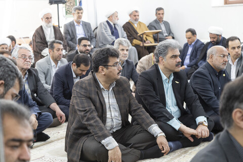 جلسه تفسیر قرآن کریم آیت الله ناصری با حضور مدیران استان