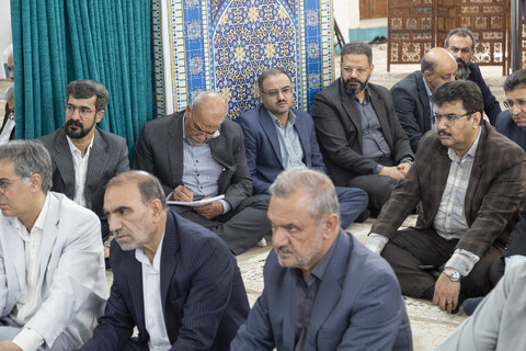 جلسه تفسیر قرآن کریم آیت الله ناصری با حضور مدیران استان