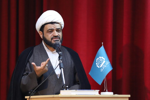 تصاویر/ رویداد معرفی تجربه های موفق حل مسئله حوزویان