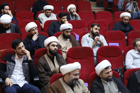 تصاویر/ رویداد معرفی تجربه های موفق حل مسئله حوزویان