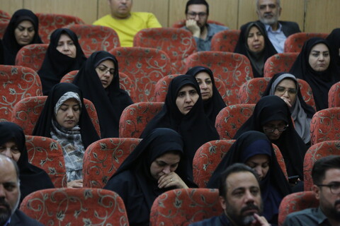 تصاویر / آیین  تکزیم و معارفه رئیس دفتر نماینده ولی فقیه بنیاد شهید در منطقه  پنج کشور در اصفهان