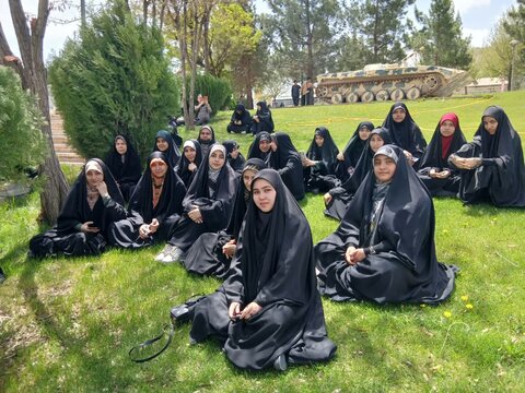 تصاویر/حضور طلاب مدرسه علمیه الهیه ساوه در اردوی دو روزه راهیان نور بازی دراز
