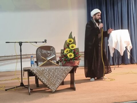 تصاویر/برگزاری محفل شهدایی در آشتیان
