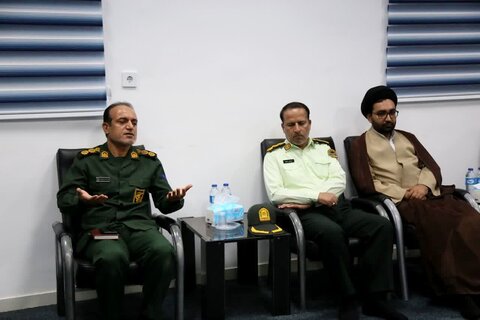 تصاویر/ تجلیل از امام جمعه خورموج