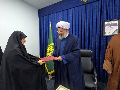 تصاویر/ تجلیل از امام جمعه خورموج