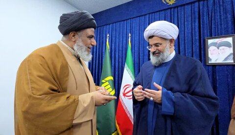 تصاویر/ تجلیل از امام جمعه خورموج