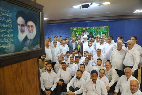تصاویر / دیدار جمعی از خادمان حرم مطهر امام رضا (ع) با آیت الله فقیهی