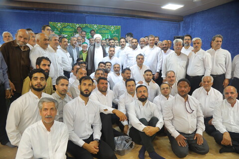 تصاویر / دیدار جمعی از خادمان حرم مطهر امام رضا (ع) با آیت الله فقیهی