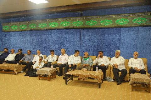 تصاویر / دیدار جمعی از خادمان حرم مطهر امام رضا (ع) با آیت الله فقیهی