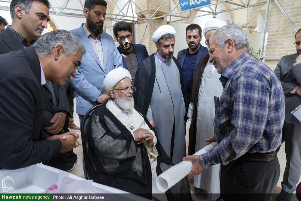 تصاویر/ بازدید امام جمعه یزد از شرکت های دانش بنیان مستقر در پارک علم و فناوری یزد