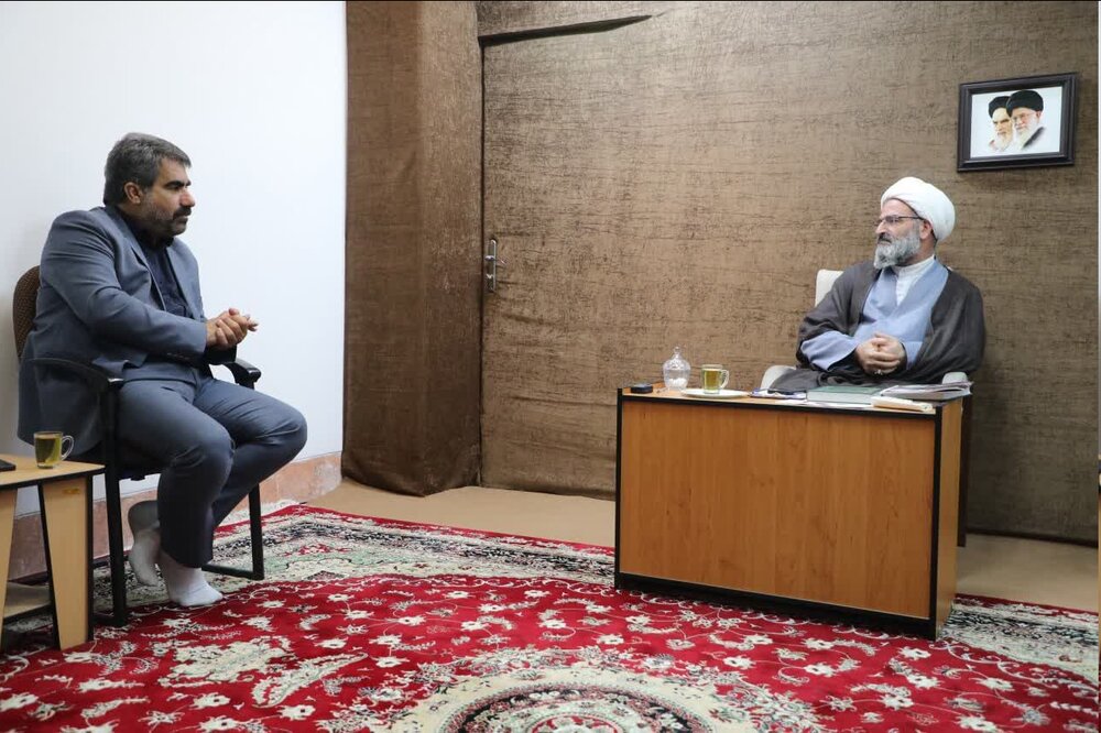 دیدار رئیس دانشگاه پیام نور استان با نماینده ولی‌فقیه در استان سمنان + تصاویر