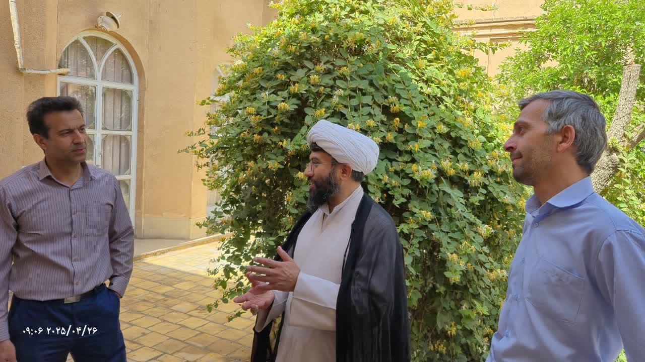 بازدید از مرکز تبلیغ مجازی معاونت تبلیغ حوزه علمیه استان یزد