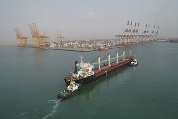 گمرک: سهم بندر شهید رجایی از کل واردات کالاهای اساسی فقط ۸درصد است