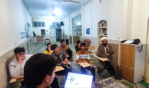 تصاویر/ نشست کانون‌های علمی مدارس علمیه منطقه کاشان