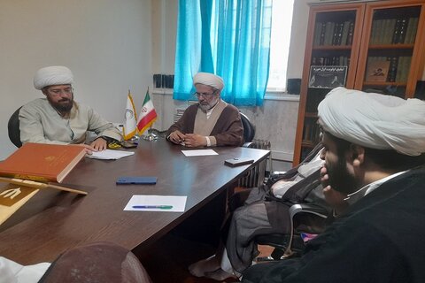 تصاویر/ جلسه تخصصی کارگروه جذب و پذیرش طلاب جدید الورود کرمانشاه