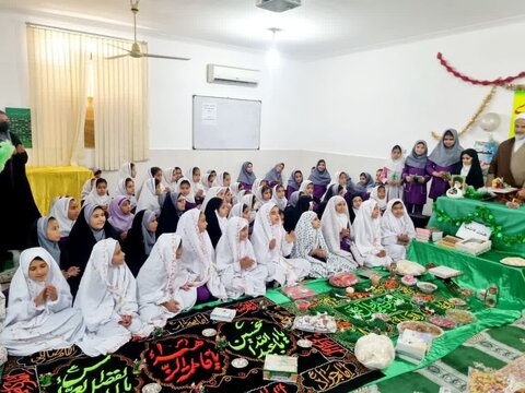 تصاویر/ دیدار امام جمعه برازجان با دانش آموزان