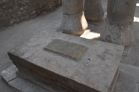 تصاویر| بازدید امام جمعه و مسئولان سروستان از مقبره شیخ یوسف