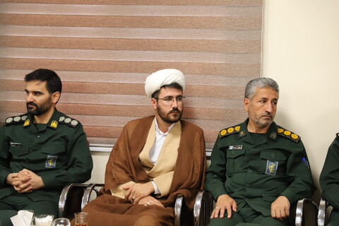 تصاویر / دیدار فرمانده و مسئولین نهاد نمایندگی مقام معظم رهبری در سپاه بیت المقدس