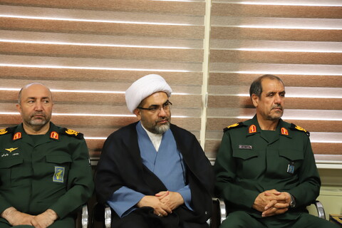 تصاویر / دیدار فرمانده و مسئولین نهاد نمایندگی مقام معظم رهبری در سپاه بیت المقدس