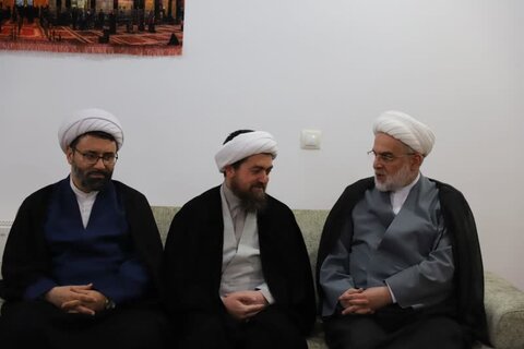 تصاویر/ سرکشی مدیر و معاون تبلیغ حوزه علمیه کردستان در معیت نماینده ولی فقیه در کردستان از روحانیون تبلیغی بخش سریش آباد و قروه