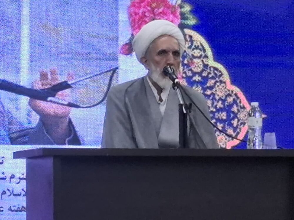 همایش عقیدتی سیاسی نیروهای مسلح در کاشان برگزار شد +عکس