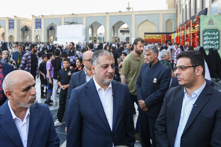 عراقی وزیرِ کھیل کا دورۂ مشہد مقدس