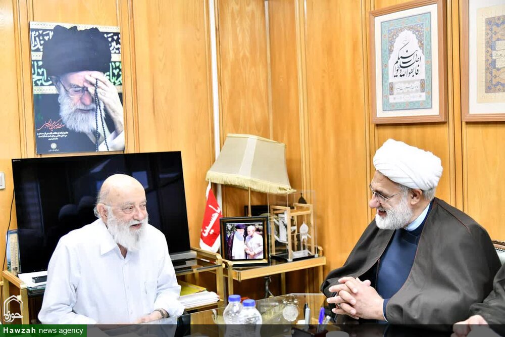 تقویت نقش ملی حوزه علمیه خراسان با ایجاد دفتر نمایندگی این حوزه در تهران