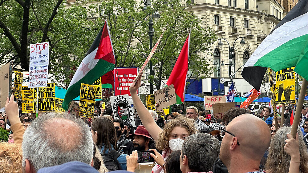 Manifestaciones masivas en ciudades de EE.UU. exigen un alto al fuego inmediato en Gaza