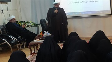 برگزاری مراسم تکریم و معارفه مدیر مدرسه علمیه فاطمه الزهرا(س) تایباد