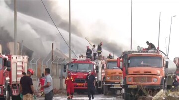 فعالیت عادی در بندر شهید رجایی / امداد رسانی ادامه دارد