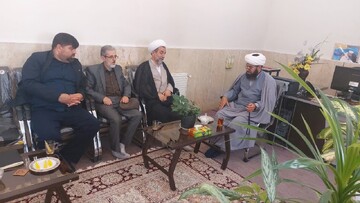 بازدید جانشین مدیر حوزه علمیه اصفهان از مدرسه علمیه امام هادی(ع) هرند