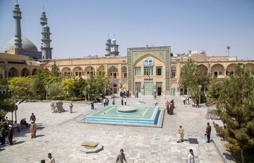 احیای حوزه و تقابل روحانیت با سکولاریسم رضاخان