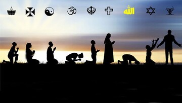 چرا باید از دین خاصی پیروی کنیم؟ آیا بدون دین نمی‌شود انسان خوبی بود؟