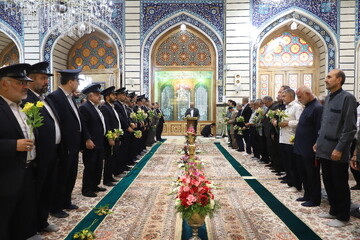 تصاویر/  آیین خطبه‌خوانی حرم حضرت فاطمه معصومه (س) با حضور مداحان اهل‌بیت(ع)