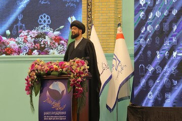 حقوق بشر شرقی؛ تلاش برای بازاندیشی حقوق بشر در  مقیاس جهانی