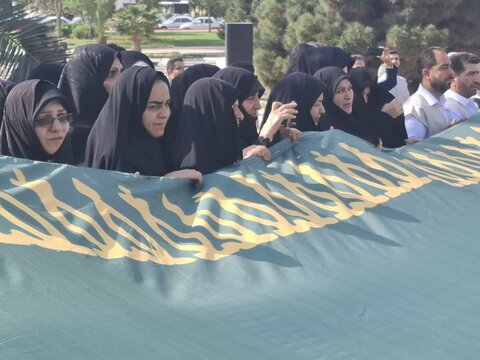 تصاویر/ اهتزاز پرچم رضوی در میدان جهاد کاشان