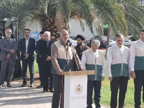 تصاویر/ اهتزاز پرچم رضوی در میدان جهاد کاشان