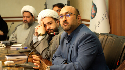 تصاویر| آیین رونمایی از کتاب «معجزه خودشناسی» در دفتر تبلیغات اسلامی اصفهان