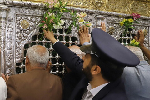 تصاویر/  آیین خطبه‌خوانی حرم حضرت معصومه (س) با حضور مداحان اهل‌بیت(ع)